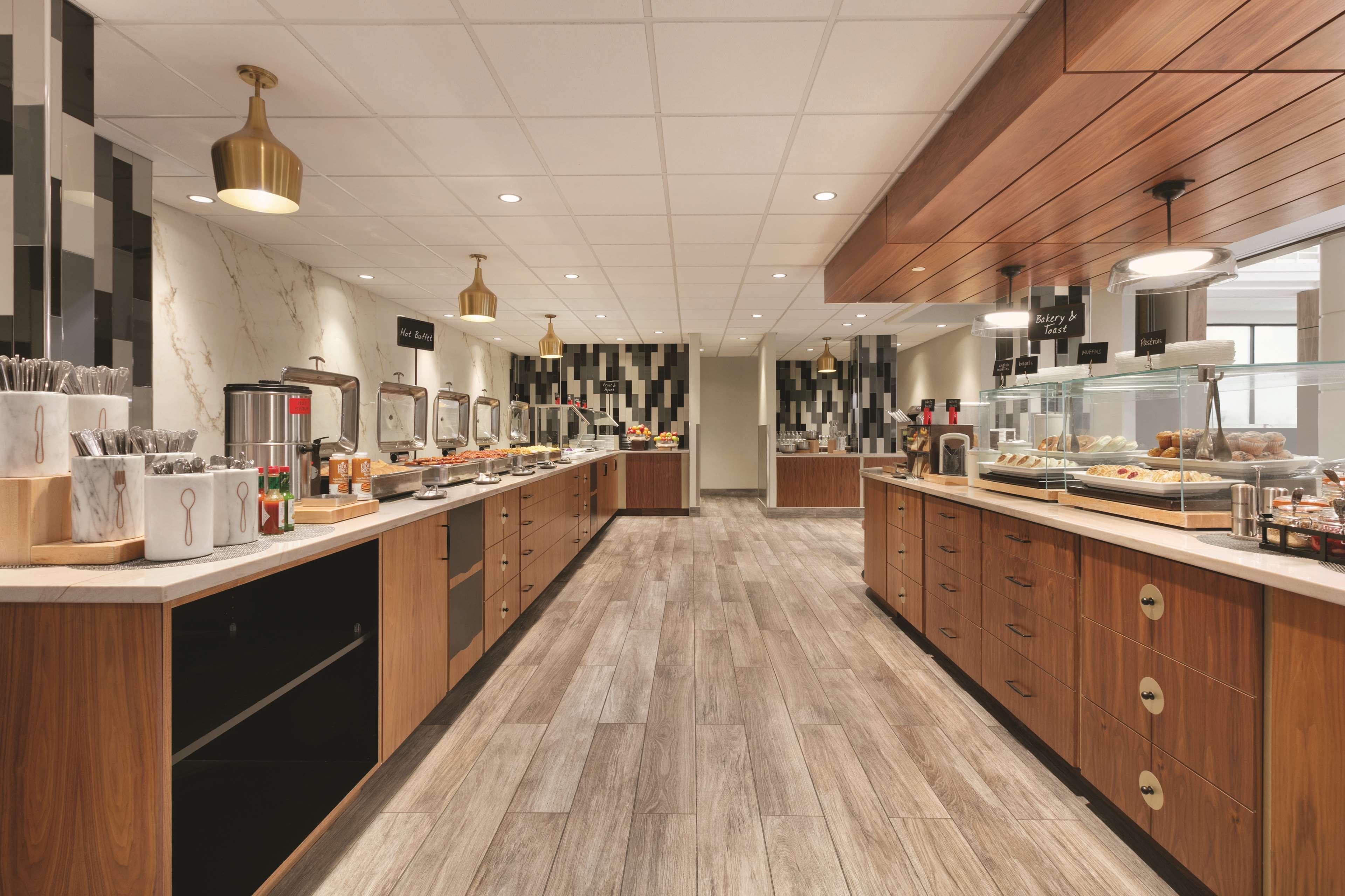 Dumbarton Embassy Suites By Hilton Richmond מראה חיצוני תמונה